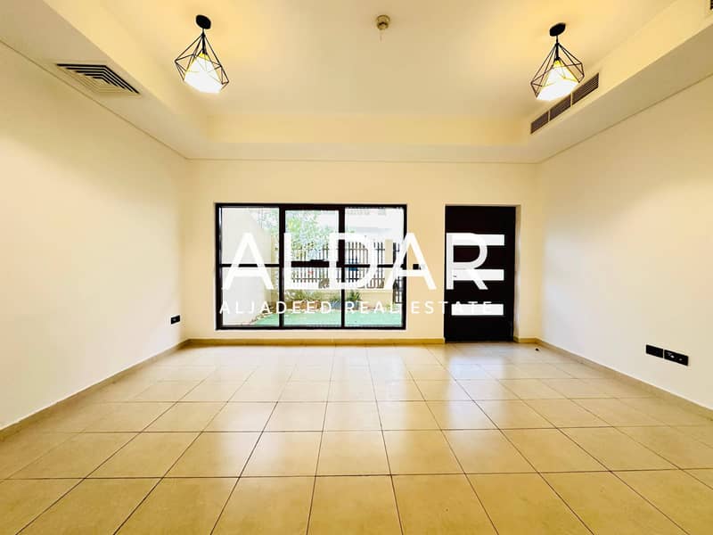 Villa in Jumeirah Village Circle (JVC),JVC District 10,Park Villas, 4 schlafzimmer, 164999 AED - 17024500 Villa in Jumeirah Village Circle (JVC),JVC District 10,Park Villas, 4 schlafzimmer, 164999 AED - 17024500
