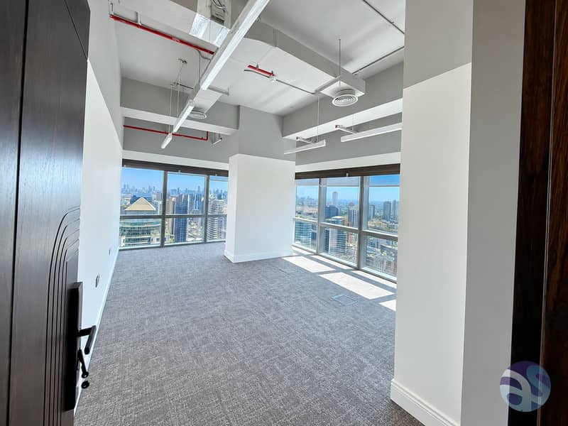 Panoramic High-Rise Office with City Views. png Panoramic High-Rise Office with City Views. png