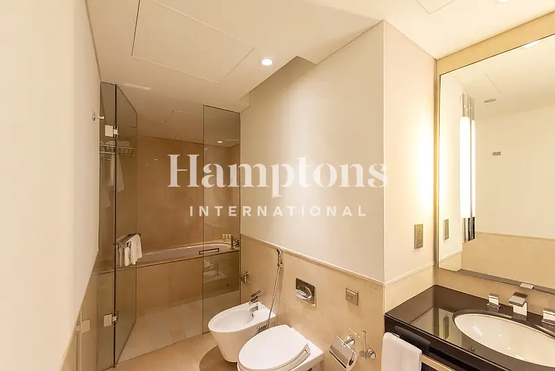 Big Size | Marina View | Corner Unit | Negotiable