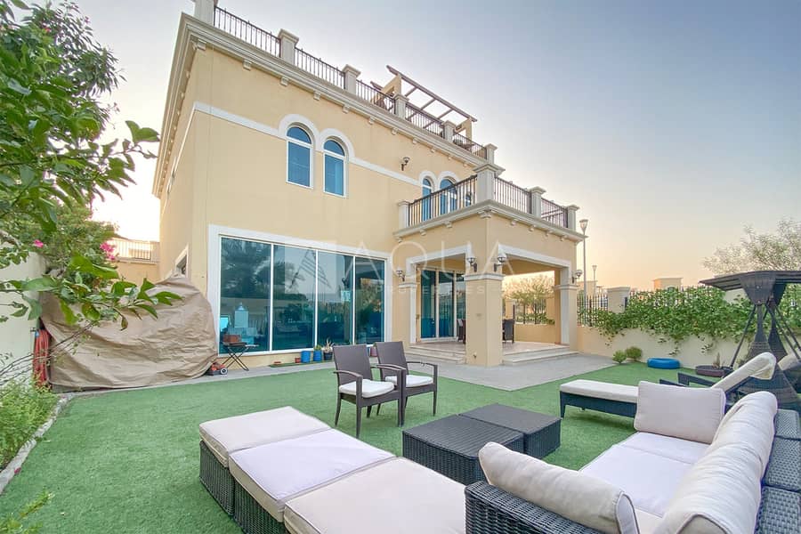 Villa en Jumeirah Park,District 9, 4 dormitorios, 325000 AED - 17024798 Villa en Jumeirah Park,District 9, 4 dormitorios, 325000 AED - 17024798
