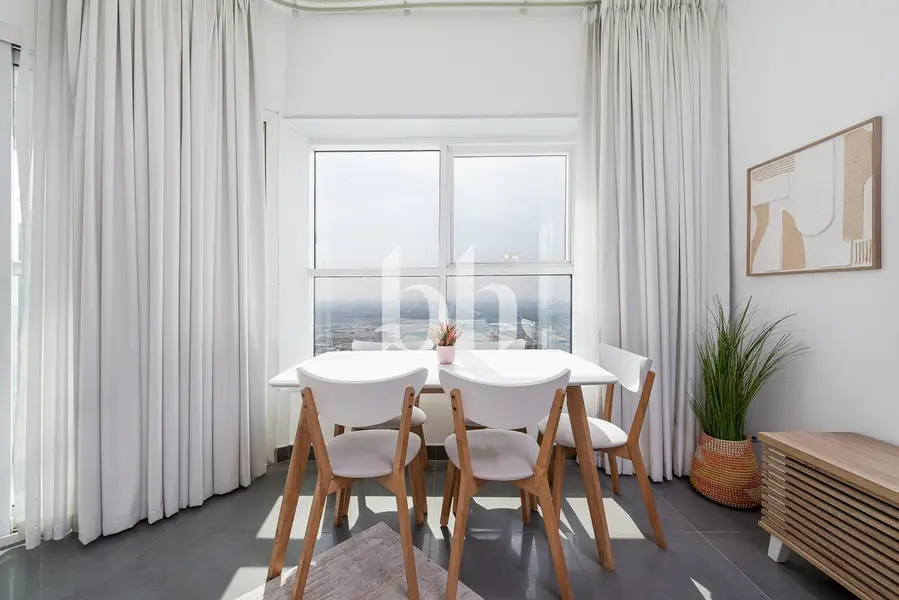 Best To Invest| Furnished | Nicely Upgraded| 3 Bed