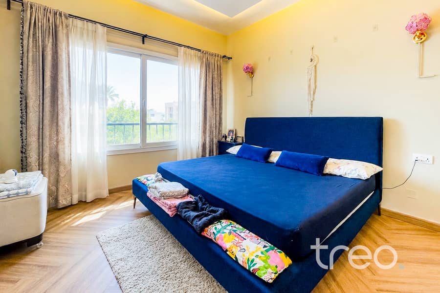 8 Bright Navy Bedroom Retreat. jpg