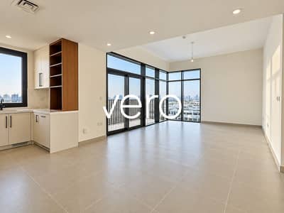 Appartement de 2 chambres à à vendre à Town Square, Dubai - Photo 1