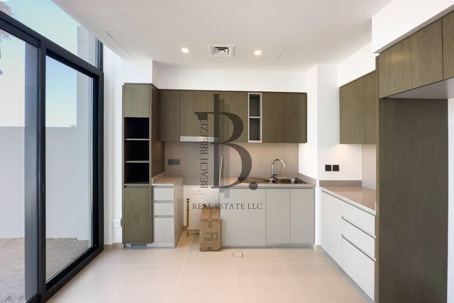 14 WhatsApp Image 2026-10-29 at 14.07. 19. jpeg