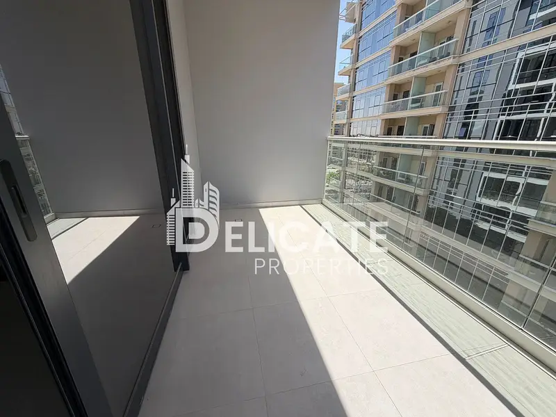 Spacious 1BR | Huge Balcony | Prime Location