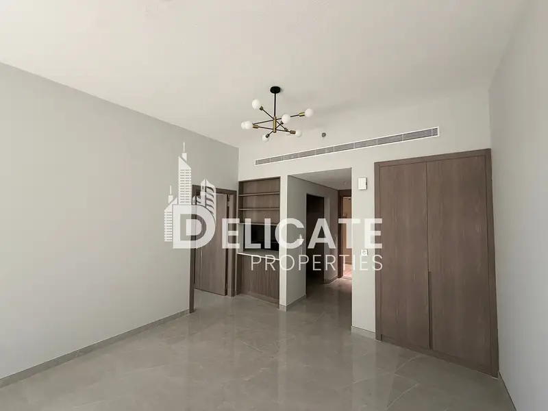 Spacious 1BR | Huge Balcony | Prime Location