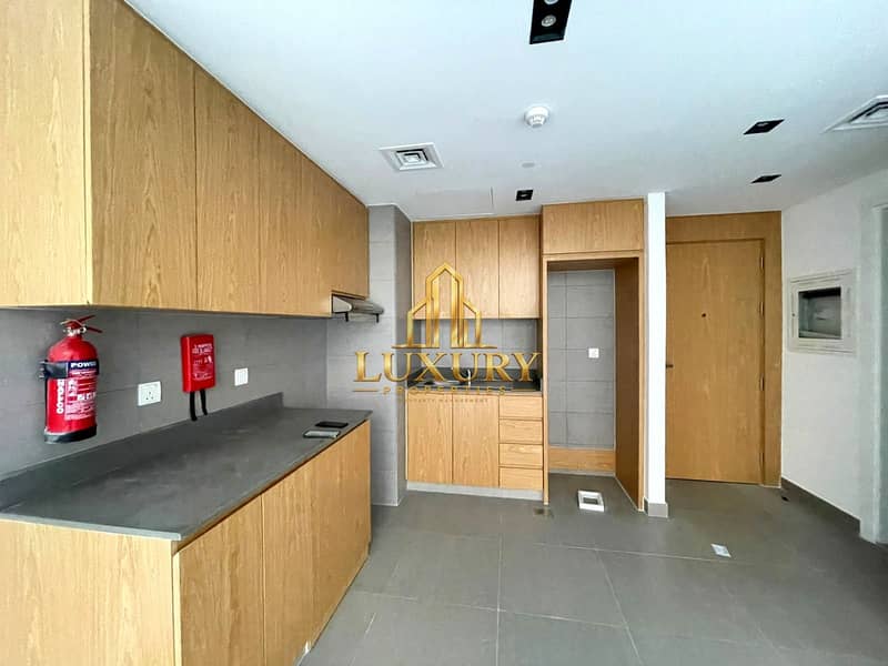 4 Spacious & Affordable1 BHK in Al Mamsha Sharjah | AED 40,000 Yearly