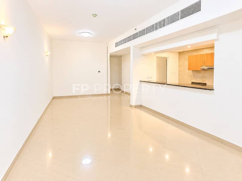 Bright Empty Modern Apartment Interior (1). png Bright Empty Modern Apartment Interior (1). png