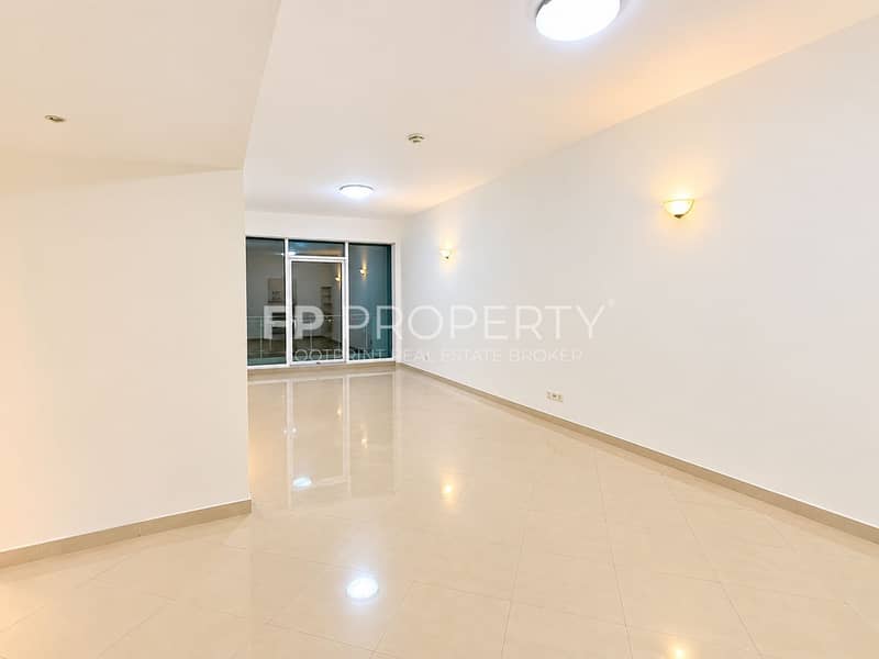 7 Vacant Modern Apartment Interior. png