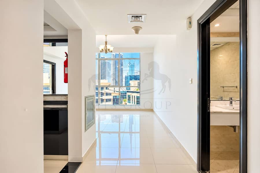 3 Sunlit Modern Apartment with City Views. png