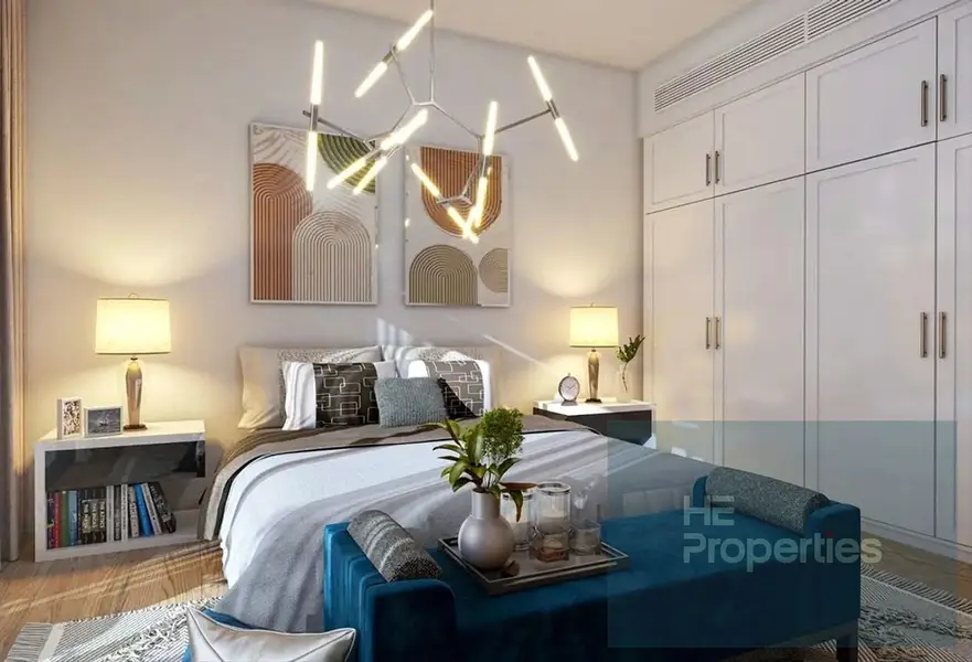 Spacious 2 bed l Single row l prime Location