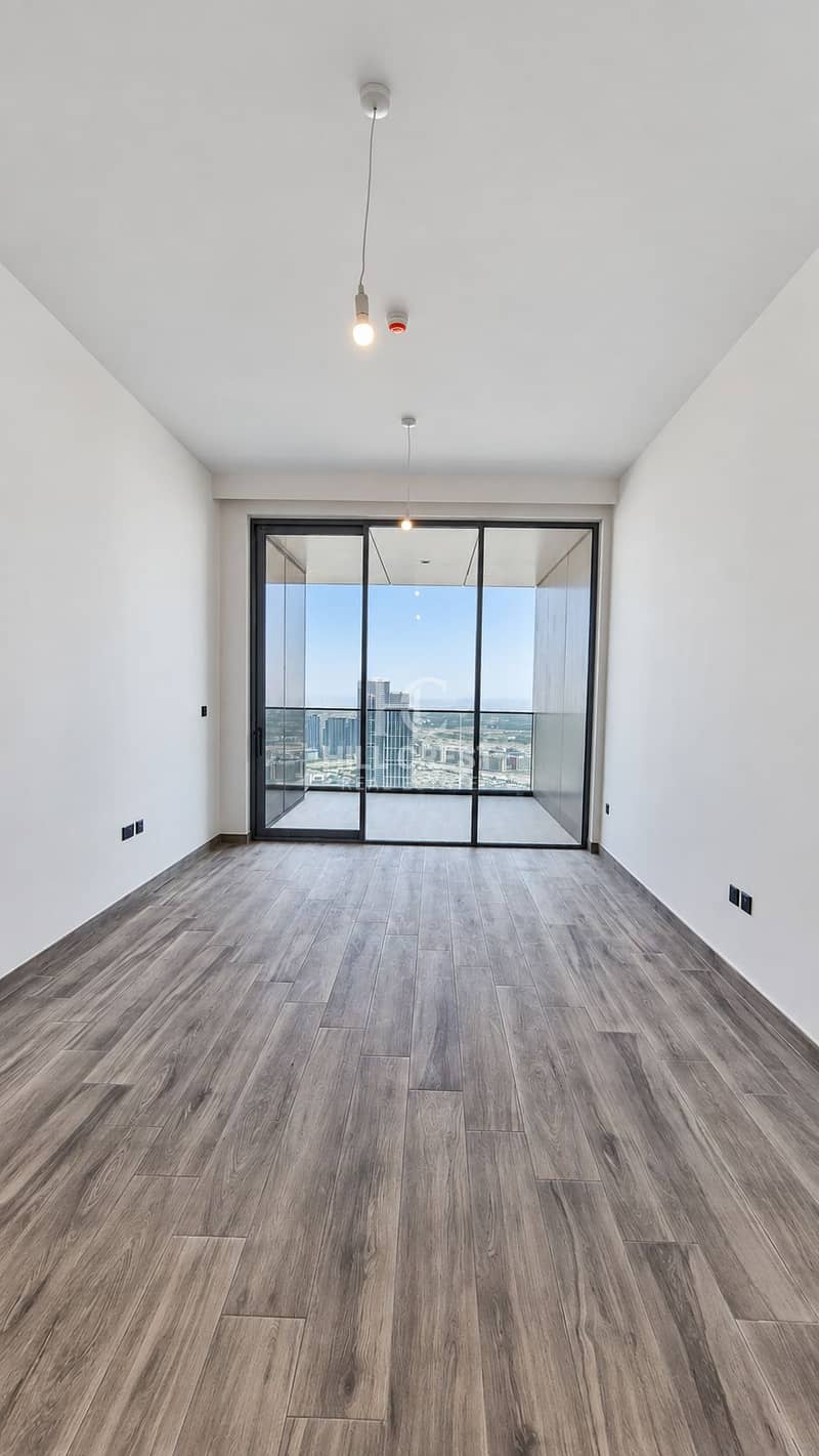 13 10 regalia-deyaar-residential-apartment-for-rent. png