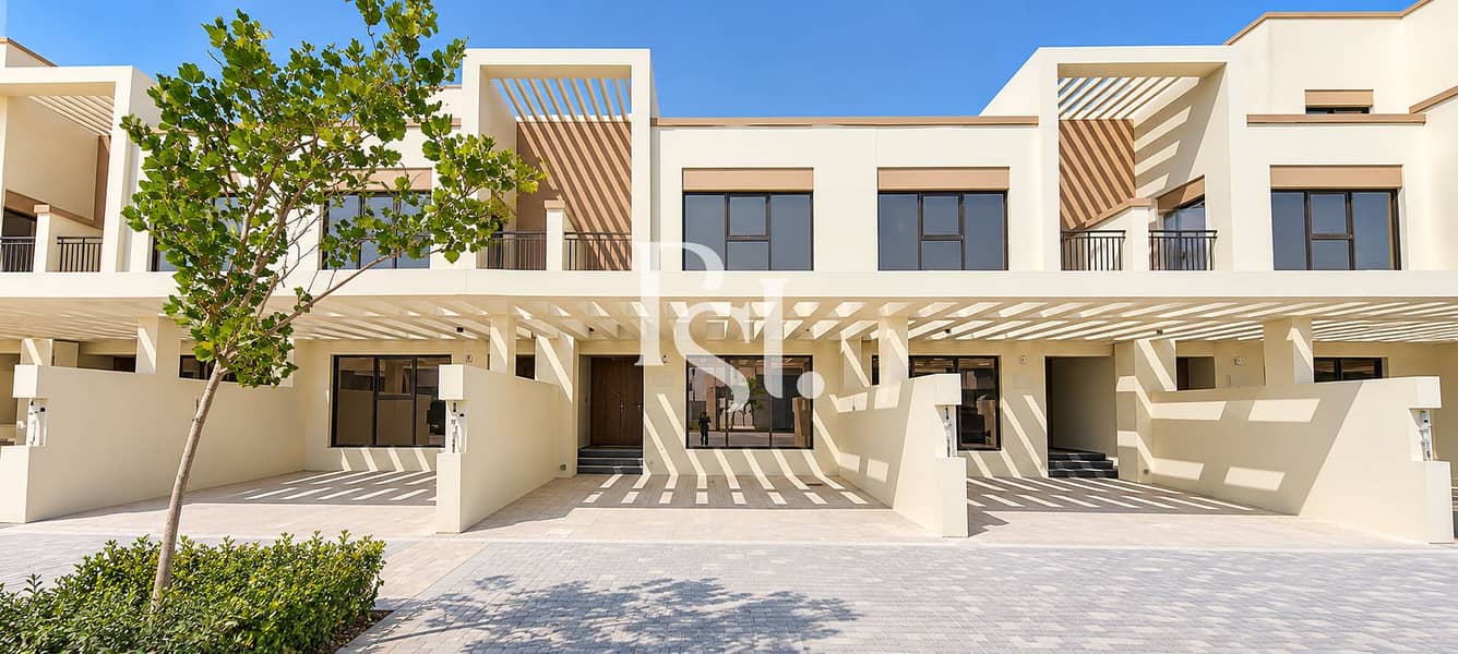 24 Modern Townhouse Row in Sunlight. png