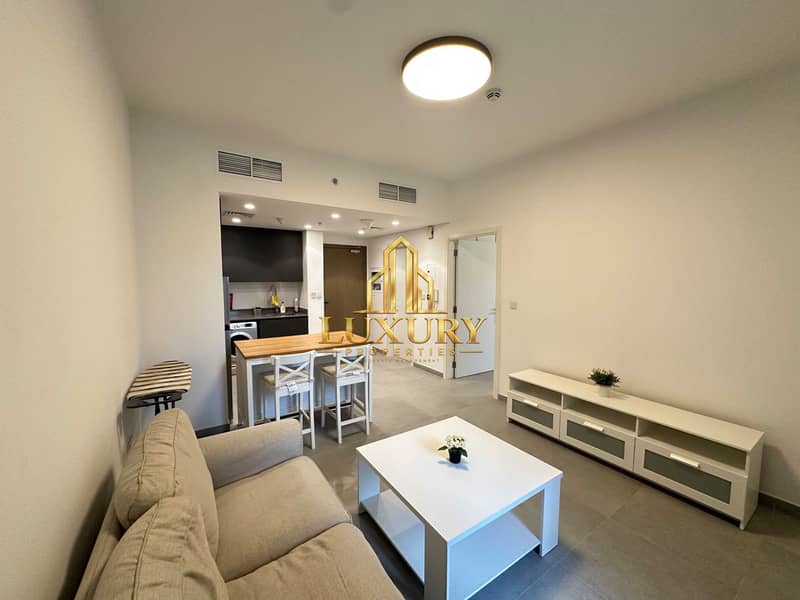 3 FULLY FURNISHED 1 BHK HOME WITH FULL POOL VIEW AT TIRAZ, ALJADA | AED 59K