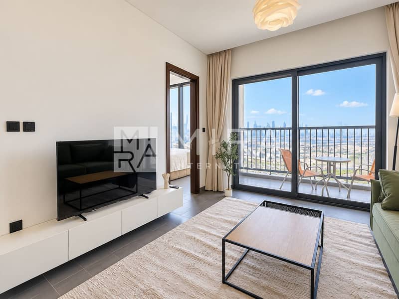 6 Bright Modern Living Room With City Views