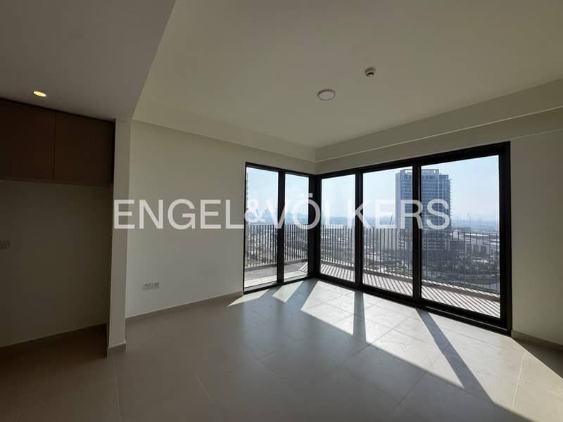 High Floor | Corner Unit | Villa & Pool Views