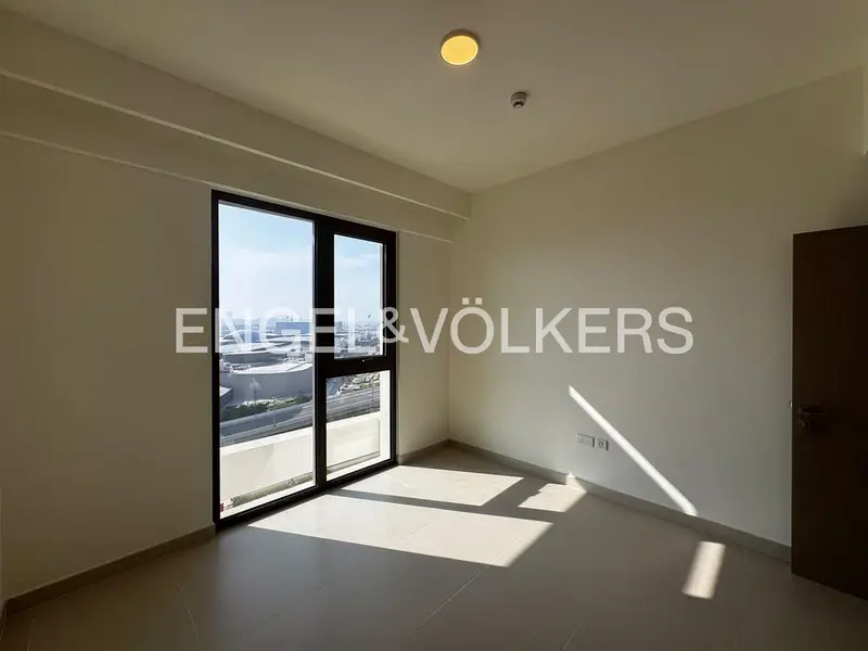 High Floor | Corner Unit | Villa & Pool Views