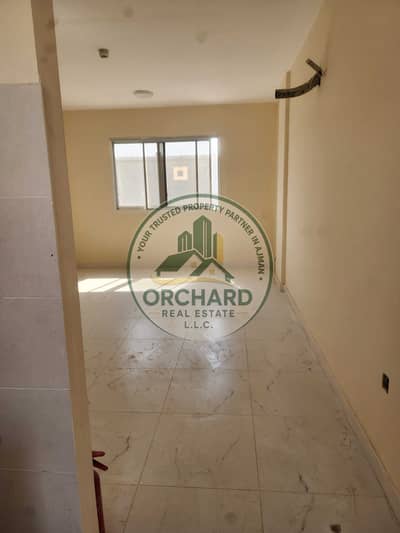 Floor for Rent in Umm Dera, Umm Al Quwain - 20261029_124350. jpg