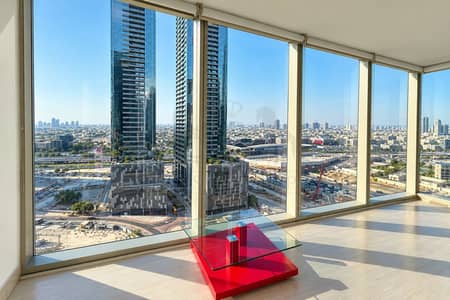 Office para en Alquiler en Business Bay, Dubai - Modern Corner with City Views. png Office para en Alquiler en Business Bay, Dubai - Modern Corner with City Views. png