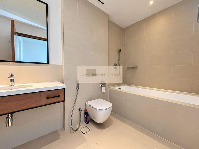 11 Warm, natural bathroom listing photo. png