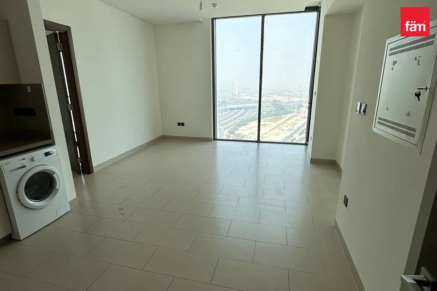 Community Living | Decent Layout | Near Downtown Community Living | Decent Layout | Near Downtown