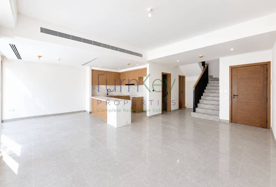 2 Bright Minimalist Open-Plan Interior. png