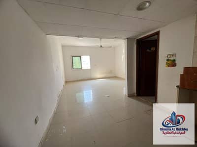 استوديو  للايجار في النباعة، الشارقة - WhatsApp Image 2026-10-27 at 11.10. 31 AM. jpeg