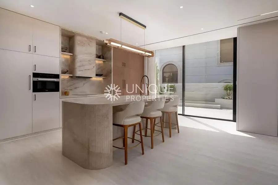 5 Bed Bespoke Villa | Fully Furnished | G+1+R