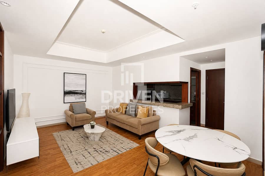 Converted Unit | 12 Cheques | Spacious Living Converted Unit | 12 Cheques | Spacious Living