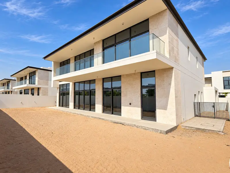 GENUINE LISTING | NO AGENTS | COMMUNITY EXPERT