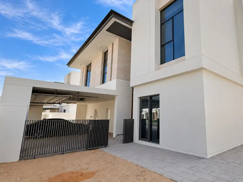 GENUINE LISTING | NO AGENTS | COMMUNITY EXPERT