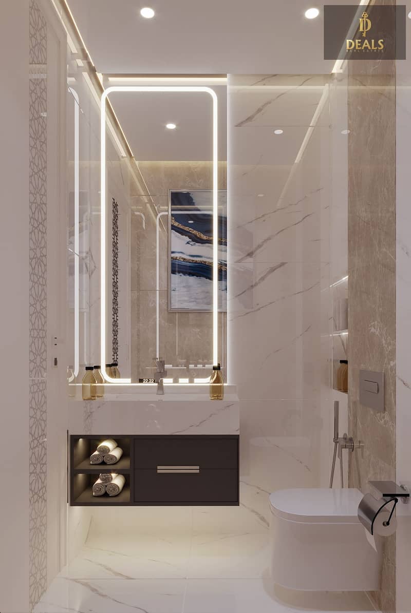 15 BATHROOM. jpg