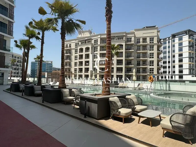 FULLY FURNISHED | COMMUNITY VIEW | PRIME AMENITIES