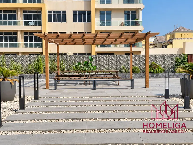 FULLY FURNISHED STUDIO | HIGH FLOOR | THE SQUARE