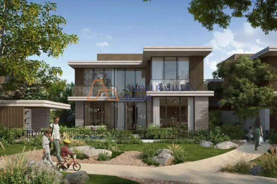 3BR Villa in Leon | Private Pool | Garden & Pool Views