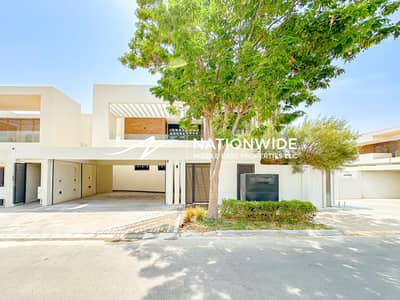 5 Slaapkamers Villa te Koop in Yas Island, Abu Dhabi - Villa in Yas Island,West Yas, 5 slaapkamers, 8400000 AED - 16485014 5 Slaapkamers Villa te Koop in Yas Island, Abu Dhabi - Villa in Yas Island,West Yas, 5 slaapkamers, 8400000 AED - 16485014