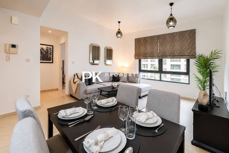 3 Spacious Apartment in Dubai with Patio