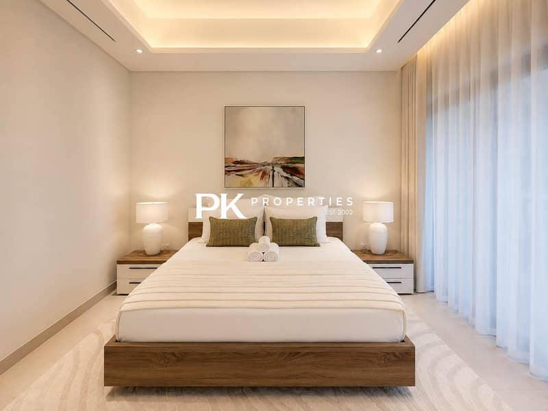 17 Elegant 3BR Apartment in Dubai Greens with Garden View