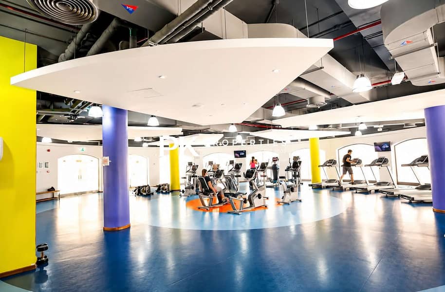 16 1BR Apartment with Pool & Gym in Dubai
