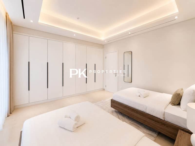 22 Elegant 3BR Apartment in Dubai Greens with Garden View