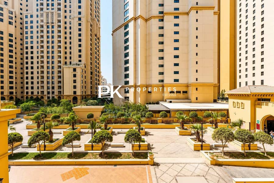 16 Dubai Marina 2BR Apartment with Beach Access