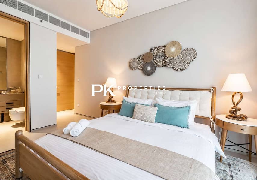 17 Address Dubai: 2BR Seaview Apartment on The Walk