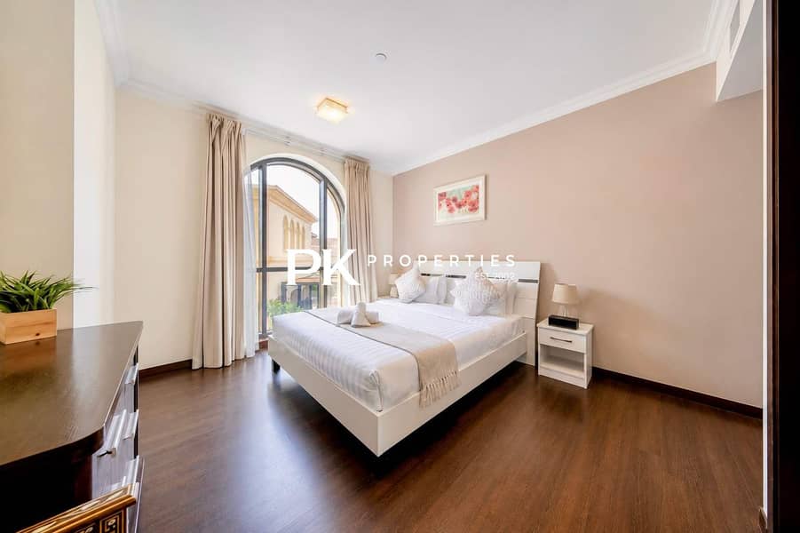 14 Luxury JBR Apartment: Beachfront Bliss & Stunning Views!