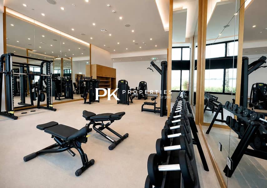 24 Address Dubai: 2BR Seaview Apartment on The Walk
