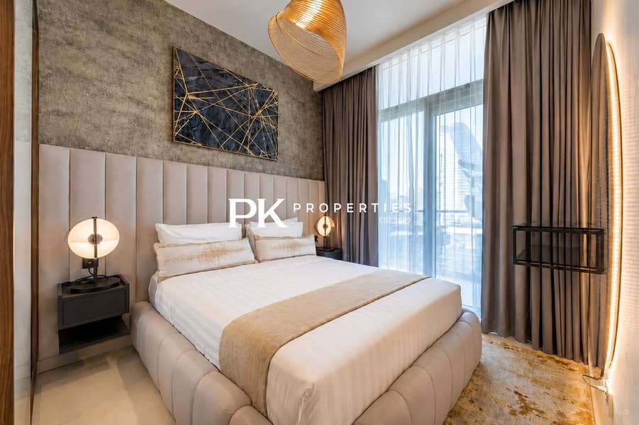 11 Reva Residences Burj Khalifa Views & Luxury Living