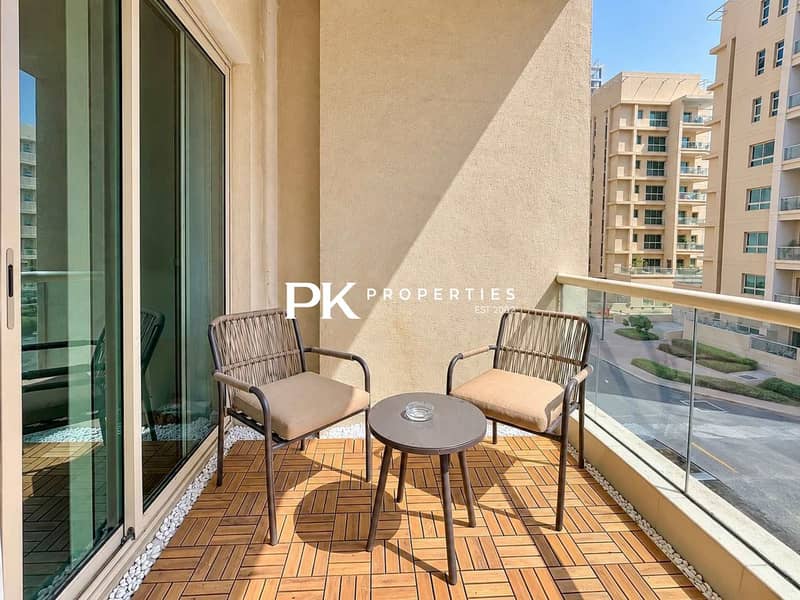 17 Stylish Upgraded Studio with Balcony in The Greens l Pool a