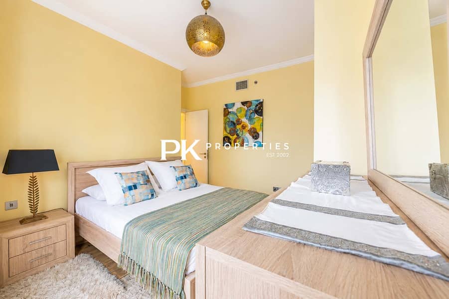 13 Dubai Marina 1BR Apartment with Gym & Pool