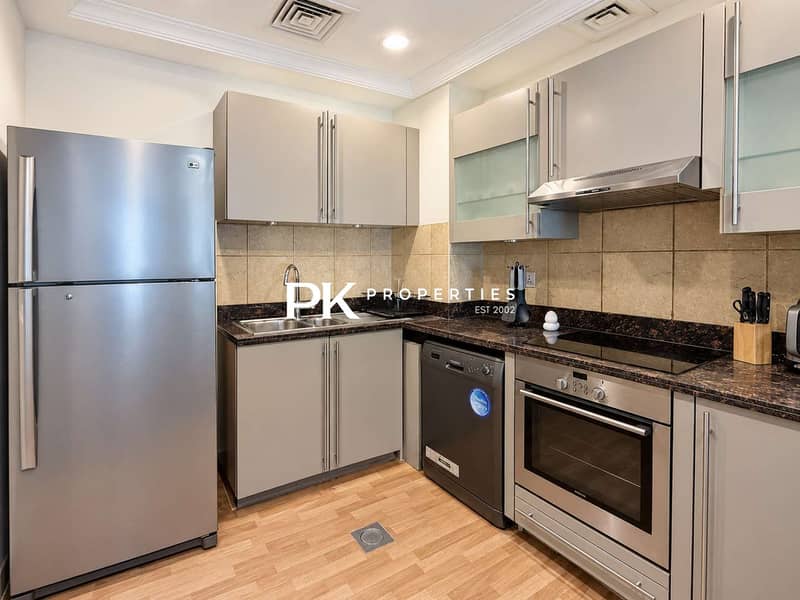 12 Newly Renovated Partical Sea View 1B Near Park