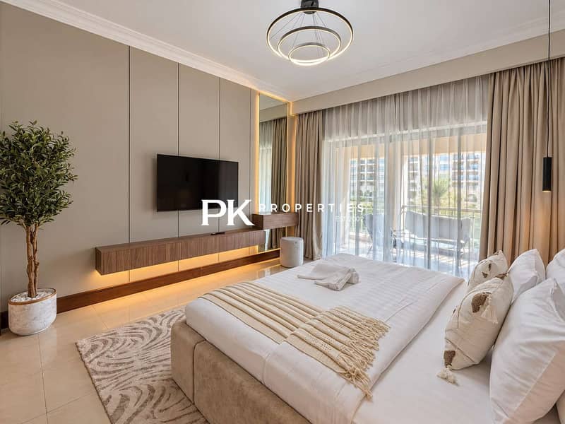 16 Newly Renovated Partical Sea View 1B Near Park