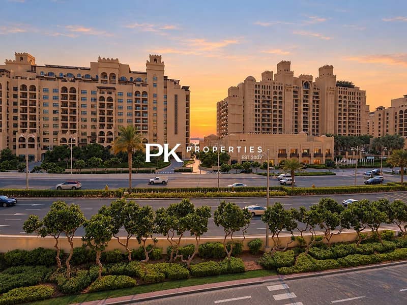 25 Newly Renovated Partical Sea View 1B Near Park